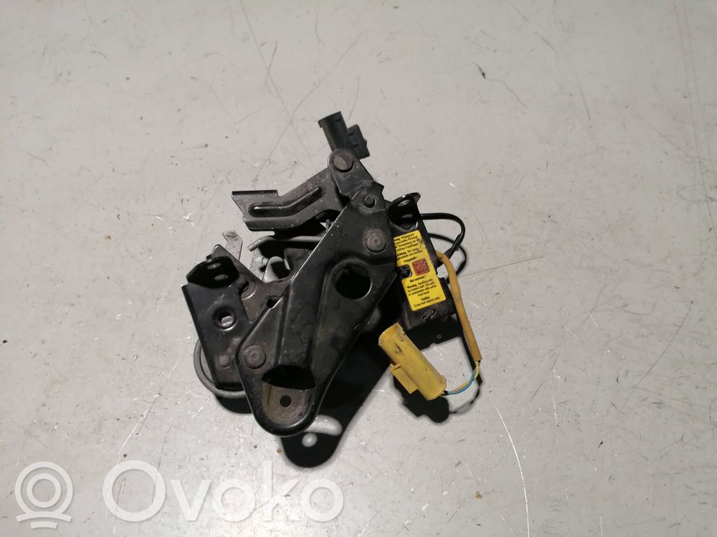 BMW 5 F10 F11 Încuietoare capotă 