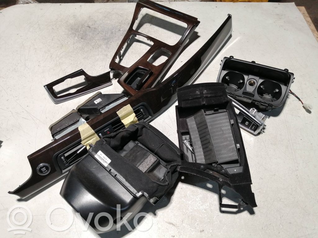 BMW 5 F10 F11 Sisustuksen koristelusarja 