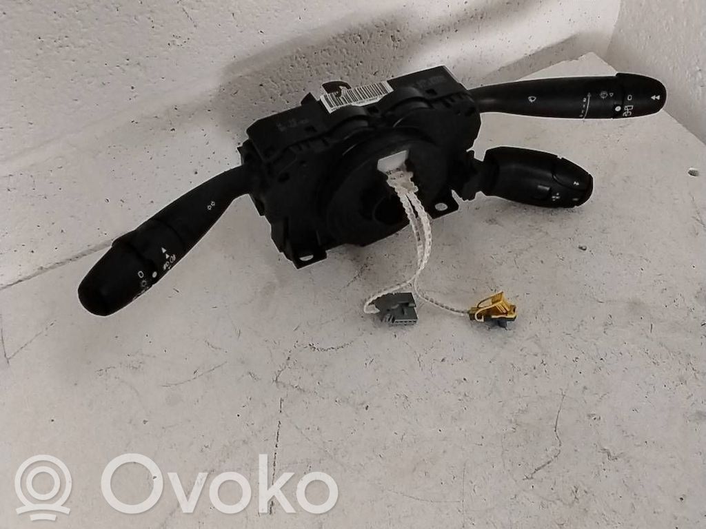 Citroen Berlingo Interruptor/palanca de limpiador de luz de giro 