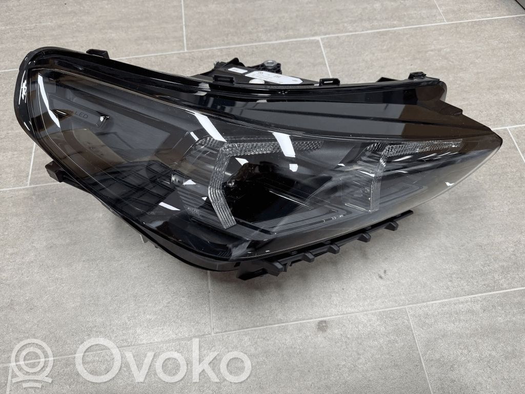 BMW X1 U11 Scheinwerfer 