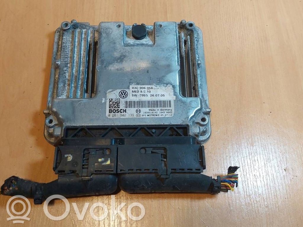 Volkswagen PASSAT B6 Engine control unit/module ECU 
