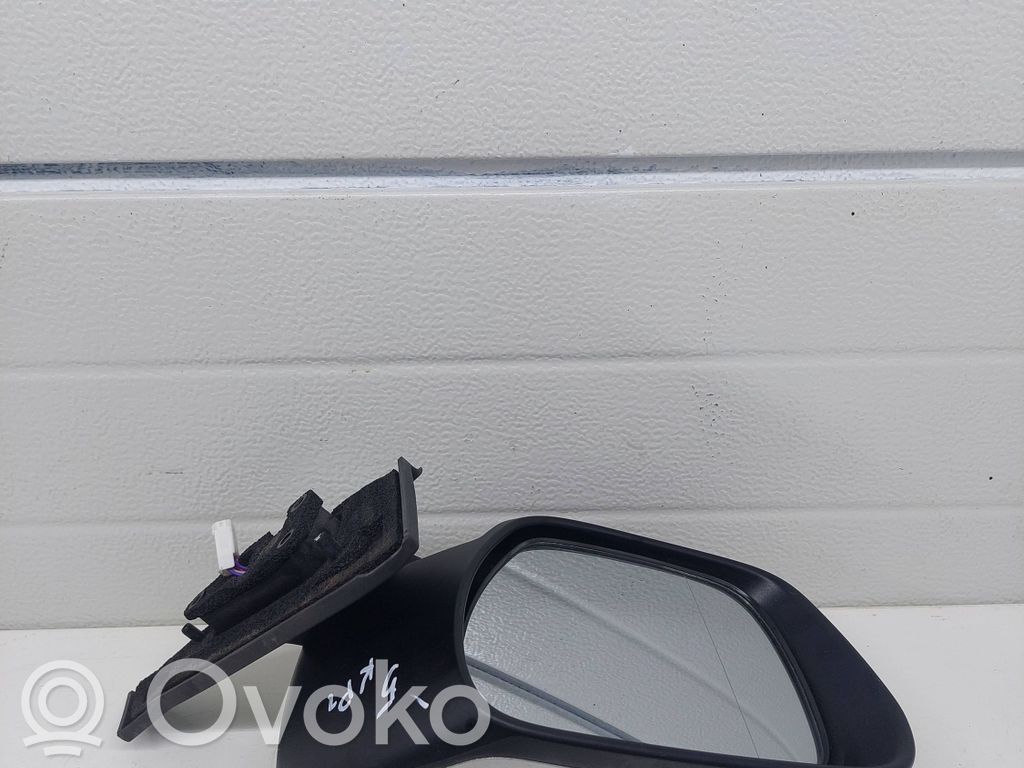 Front door electric wing mirror   E422284,E4012285,012284