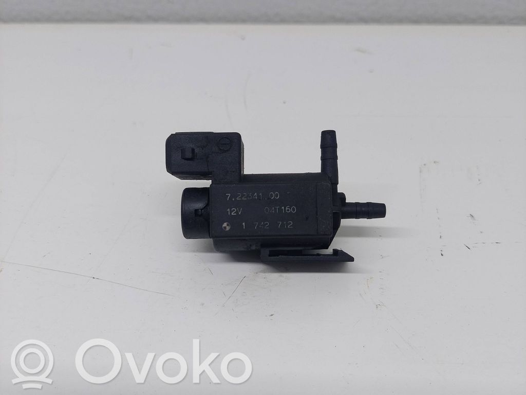 BMW 5 E60 E61 Zawór podciśnienia / Elektrozawór turbiny 