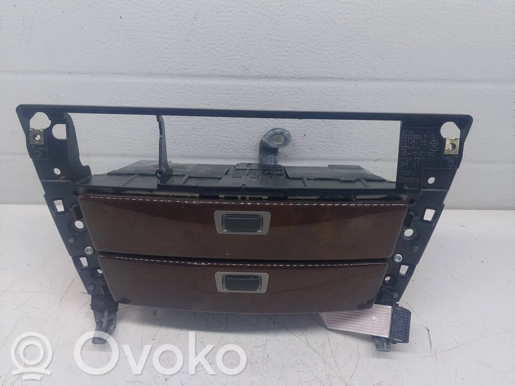 Box/scomparti cruscotto   7032886,772376,12145100