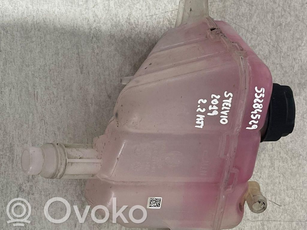 Alfa Romeo Stelvio Coolant expansion tank/reservoir 