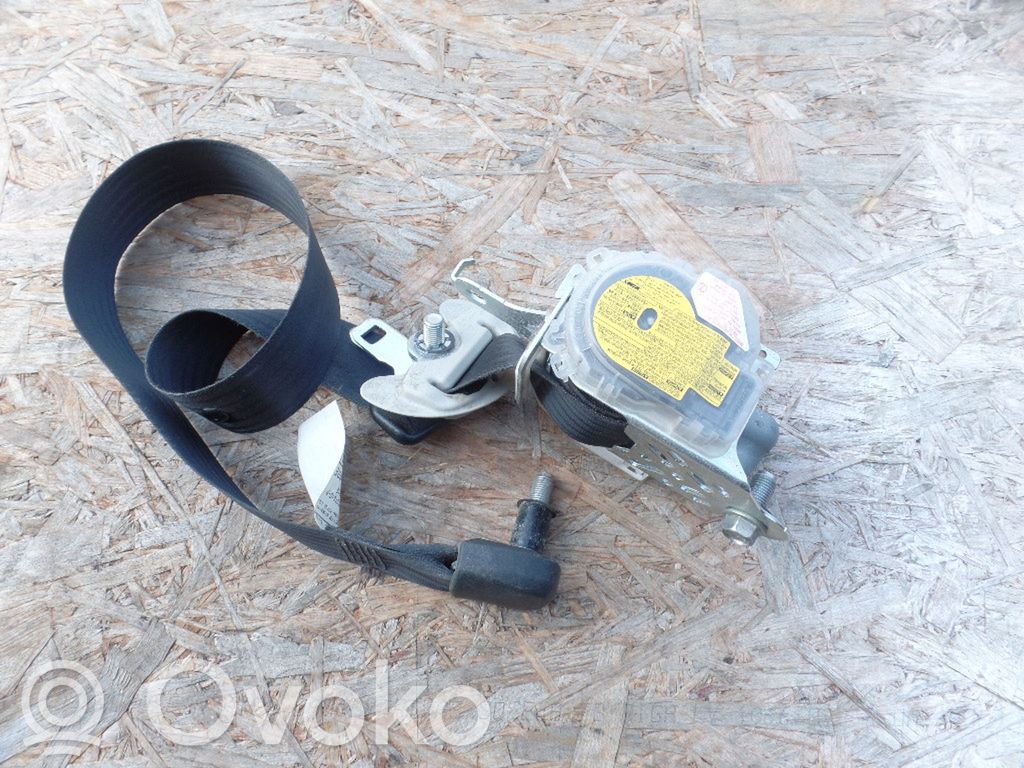 Subaru Legacy Cinturón delantero 