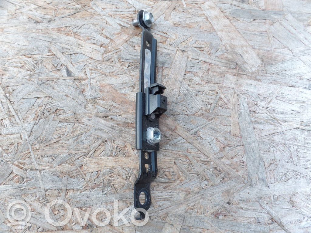 Subaru Legacy Sicherheitsgurt-Einstellschiene 