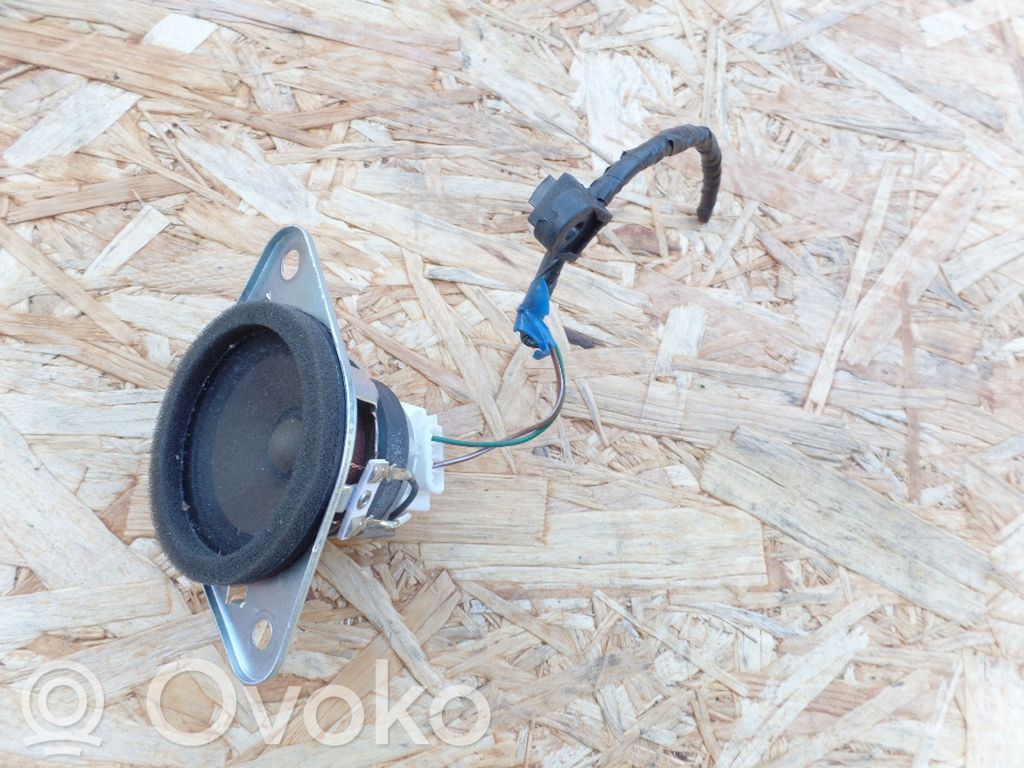 Subaru Legacy Altavoz del panel 