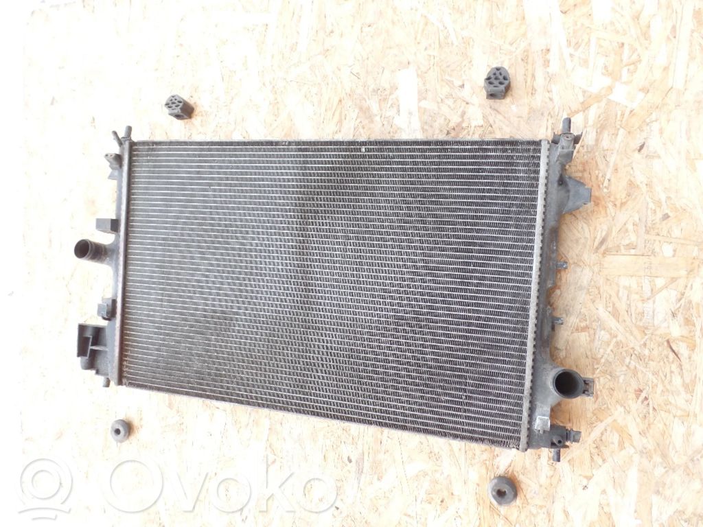 Opel Vectra C Aušinimo skysčio radiatorius 