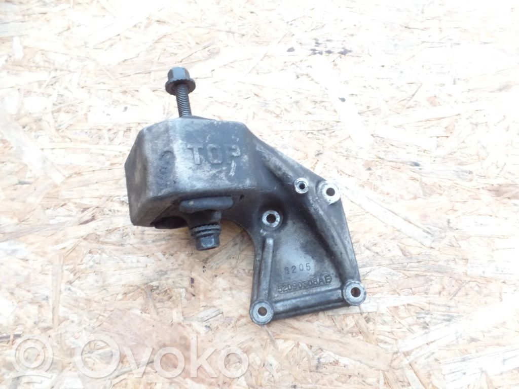 Jeep Grand Cherokee (WK) Engine mount bracket 