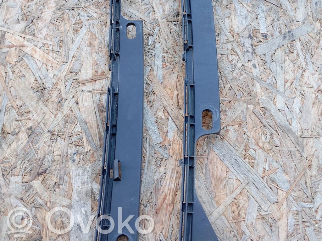 Renault Trafic II (X83) Windshield trim 