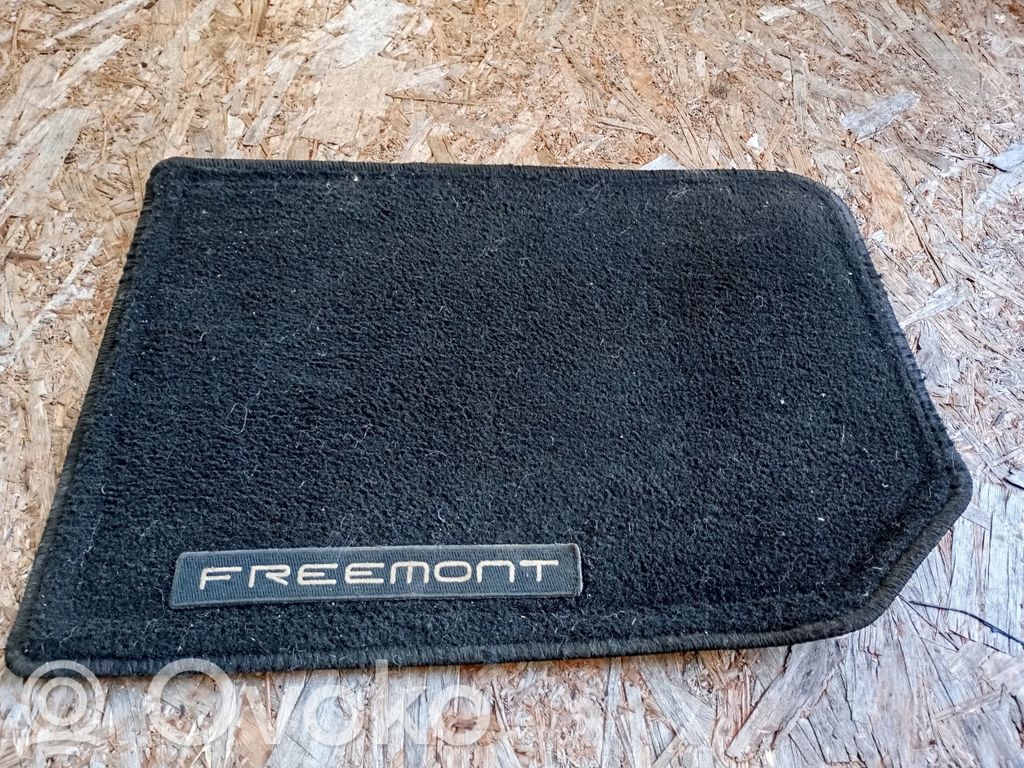 Fiat Freemont Front floor mat 