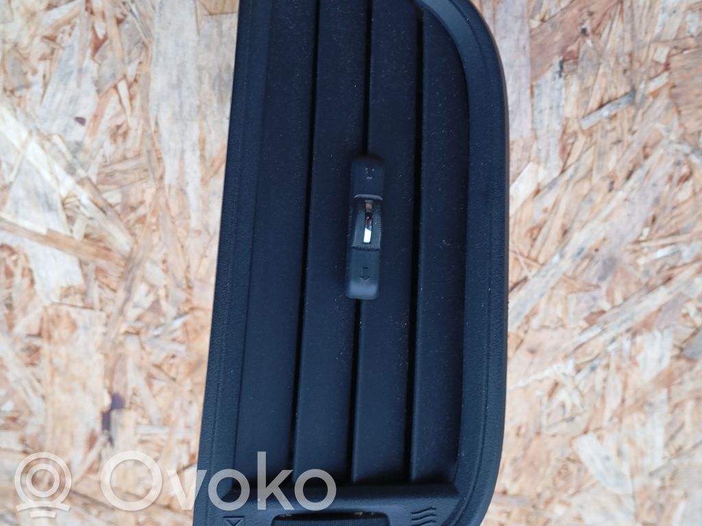 Dodge Journey Boczna kratka nawiewu deski rozdzielczej 
