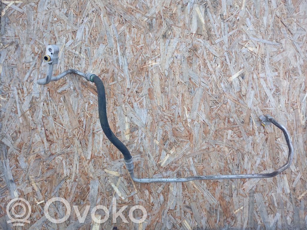Air conditioning (A/C) pipe/hose   6976804