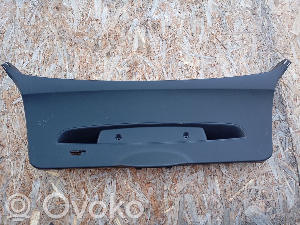BMW 1 E81 E87 Bottom trim 