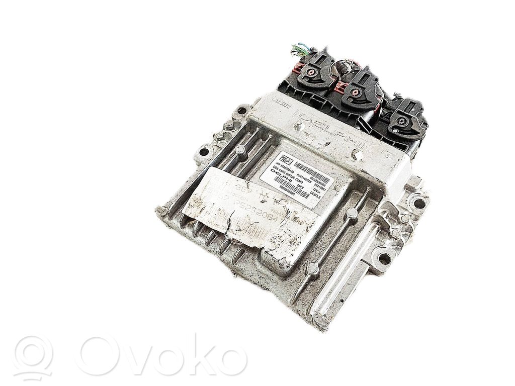 Peugeot 3008 I Engine control unit/module 