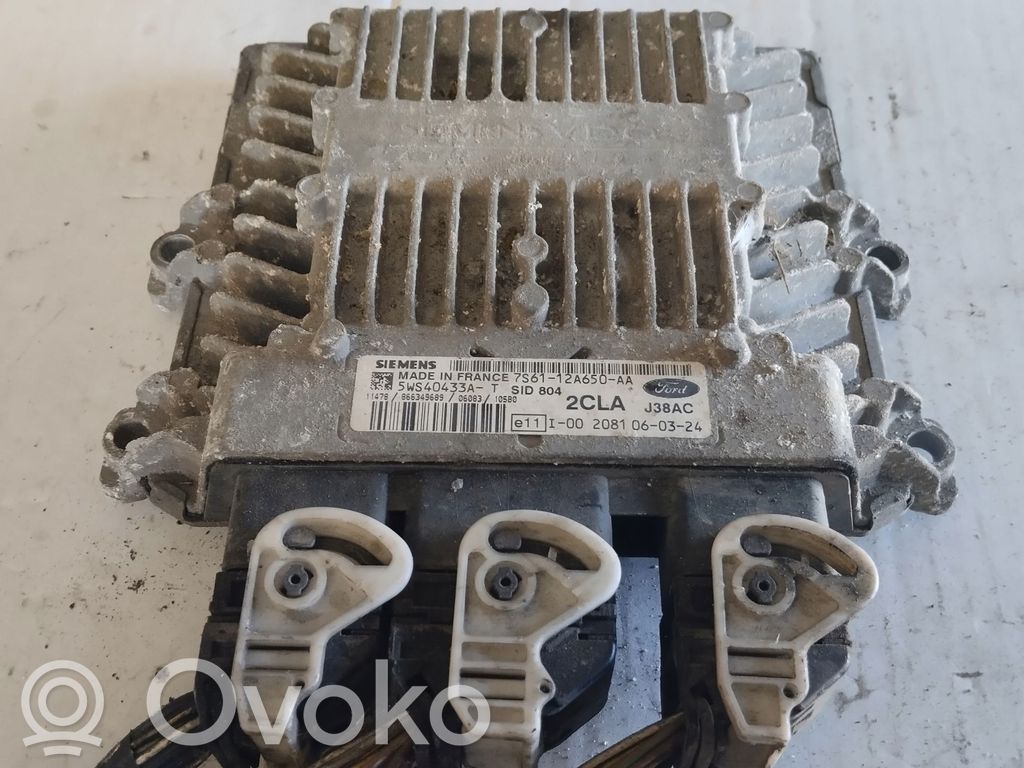 Ford Focus Variklio valdymo blokas 