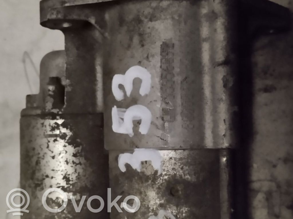 Opel Astra H Starter motor 
