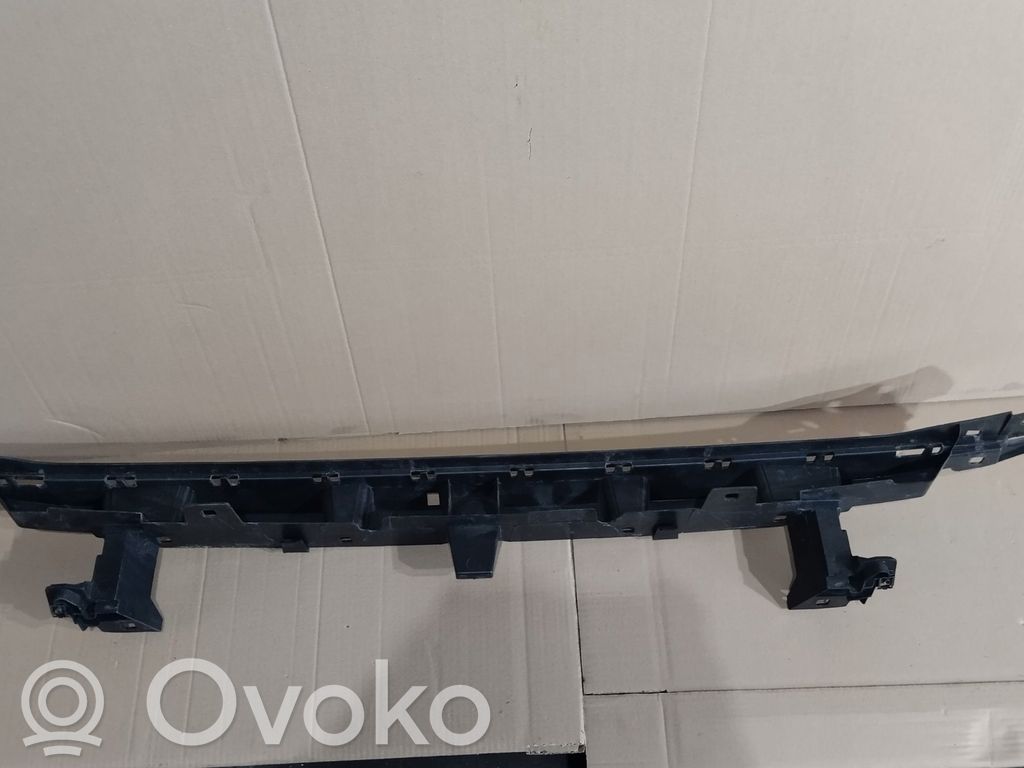 Opel Combo E Radiatorių panelė 