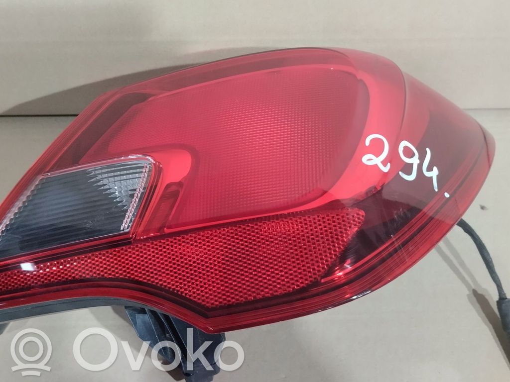 Opel Corsa E Takavalot 