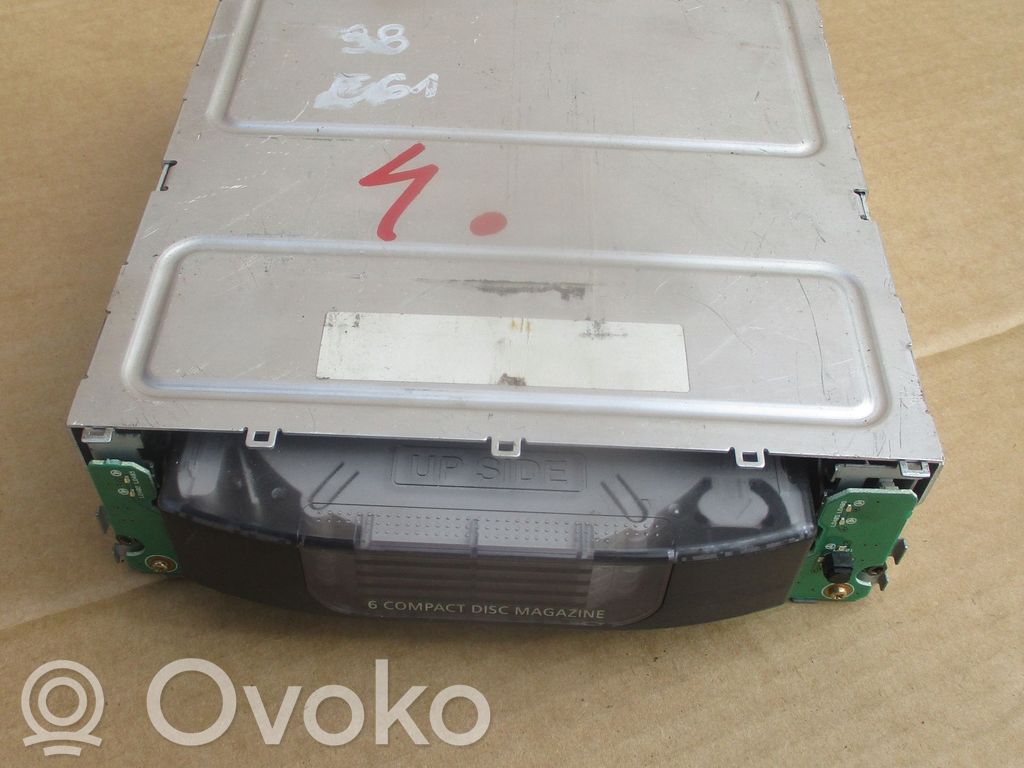 BMW 5 E60 E61 CD/DVD keitiklis 