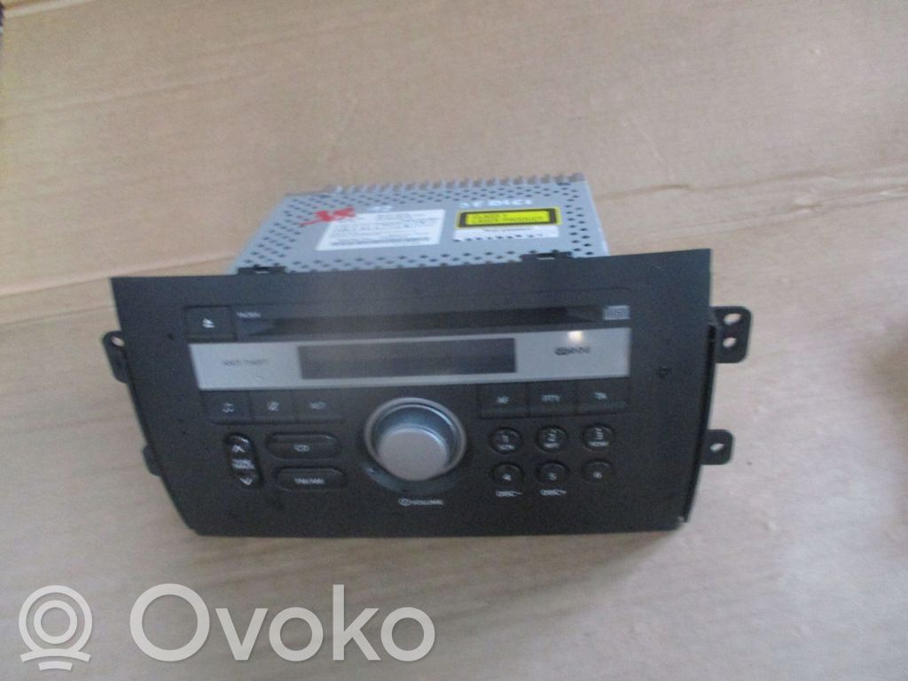Suzuki SX4 Radio/CD/DVD/GPS head unit 