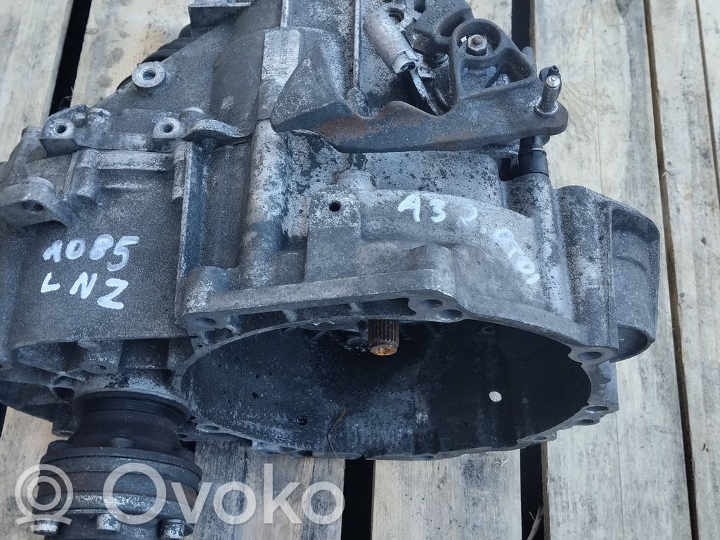 Volkswagen PASSAT B7 Manualna 6-biegowa skrzynia biegów 