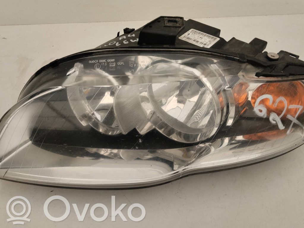 Audi A4 S4 B7 8E 8H Lampa przednia 