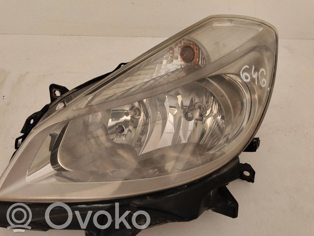 Renault Clio III Headlight/headlamp 