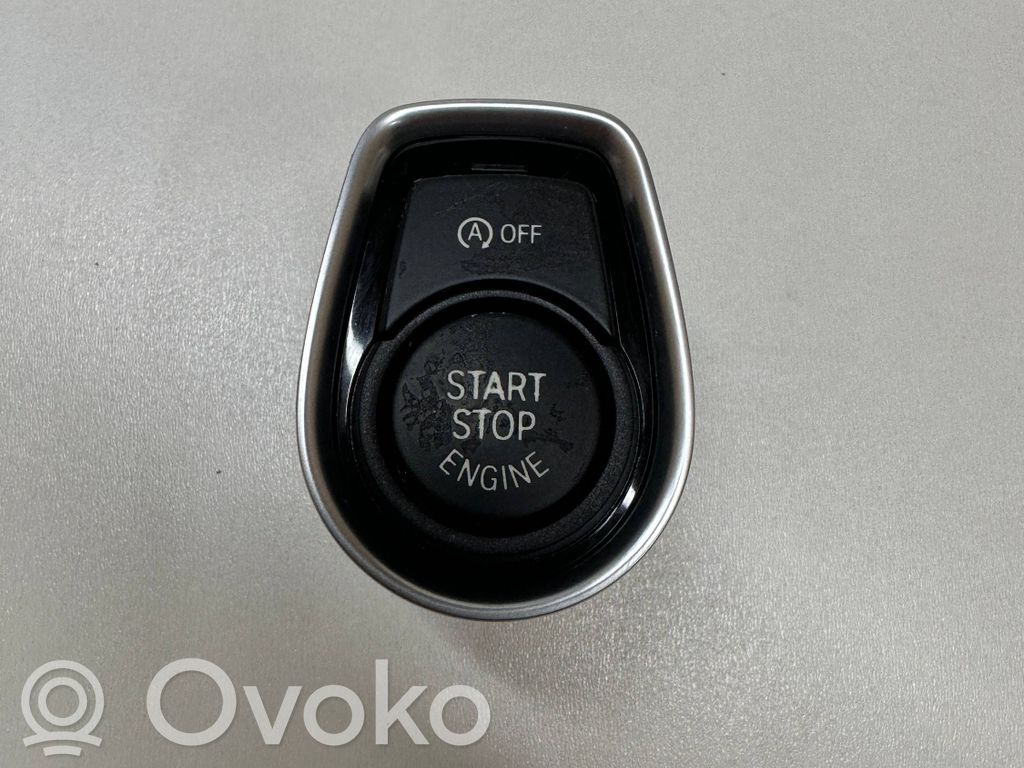 BMW 3 F30 F35 F31 Automobilio užvedimo jungtukas 