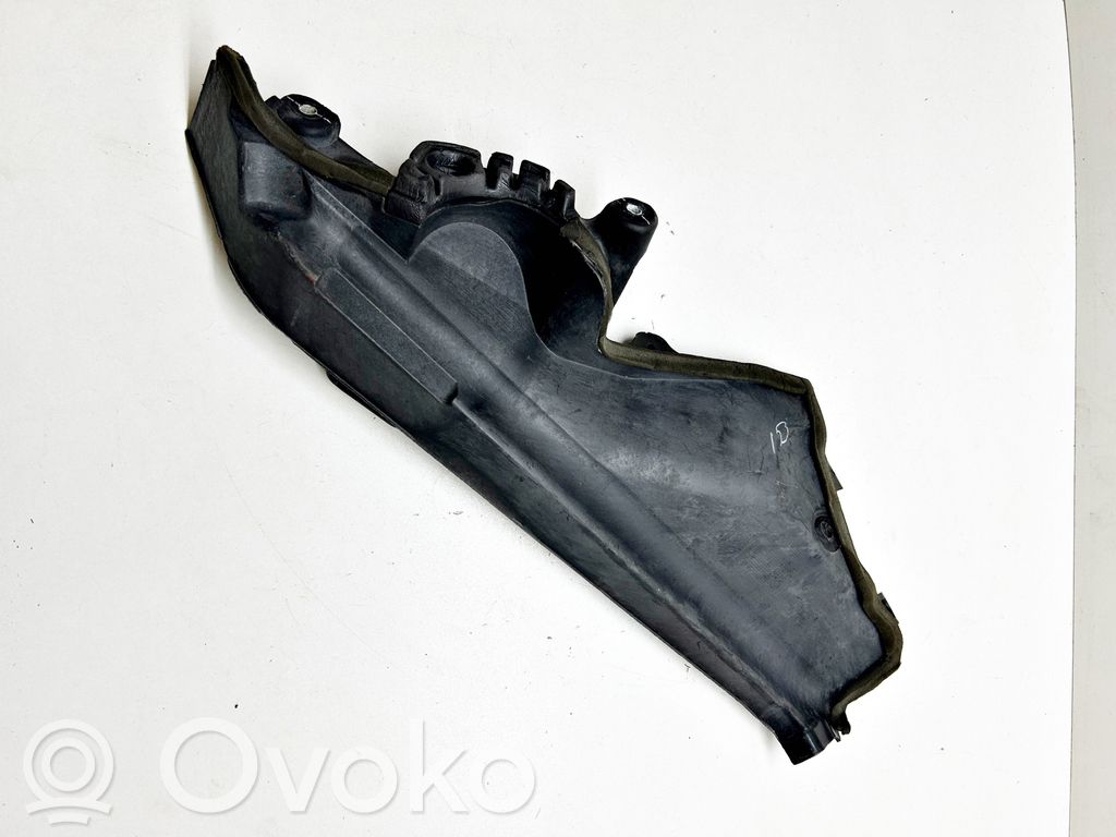 BMW X5 E70 Cita veida dzinēja nodalījuma detaļa 