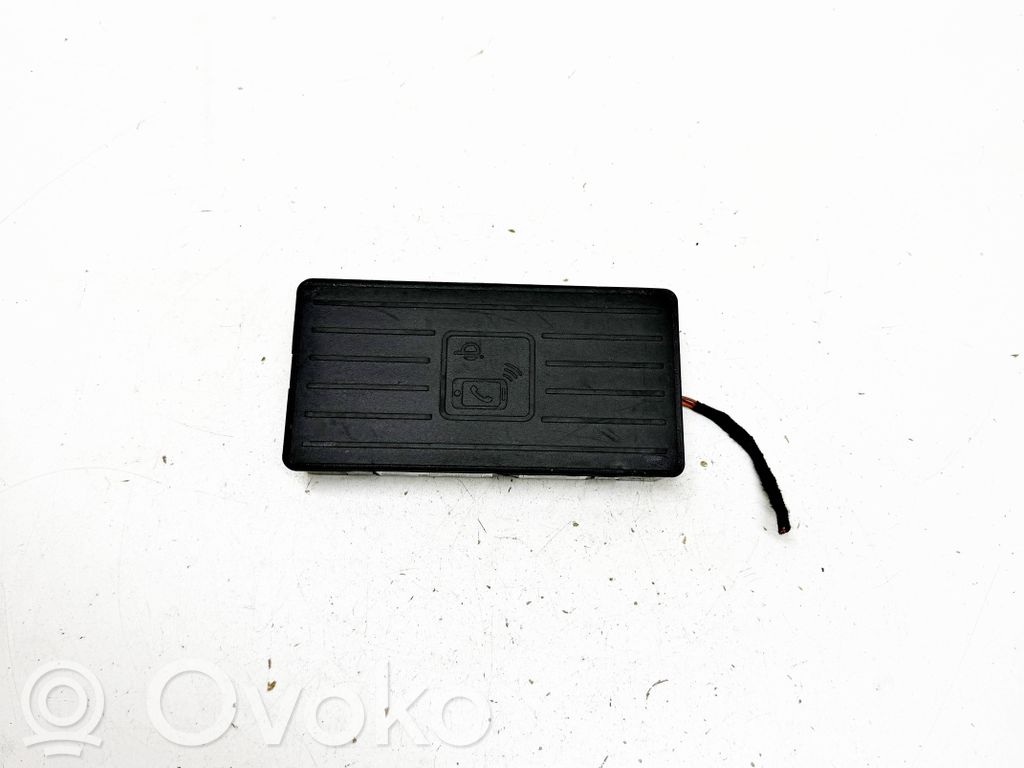 Audi Q8 Wireless charging module 