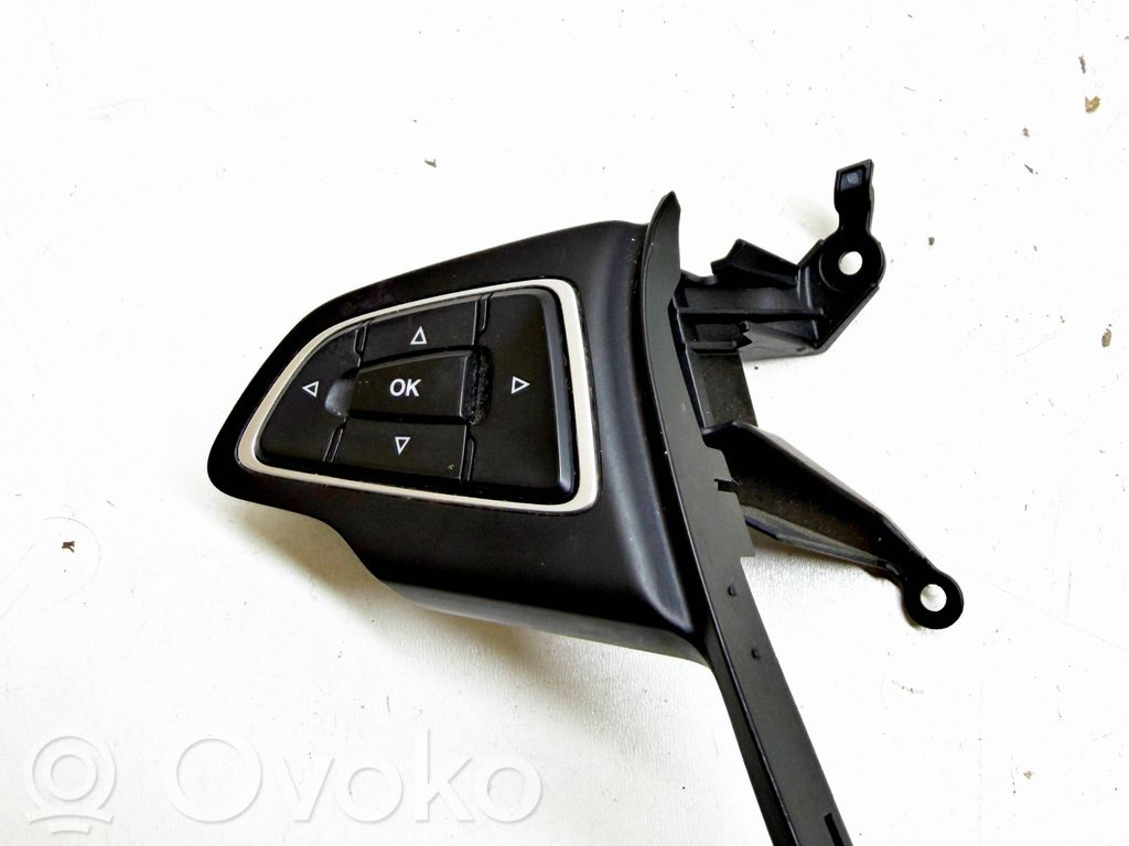 Ford Focus Steering wheel buttons/switches 