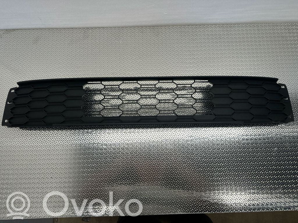 Skoda Fabia Mk4 (6VA) Kratka dolna zderzaka przedniego 