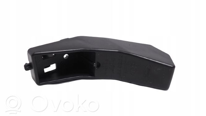 Ford Focus Soporte de montaje del parachoques trasero 