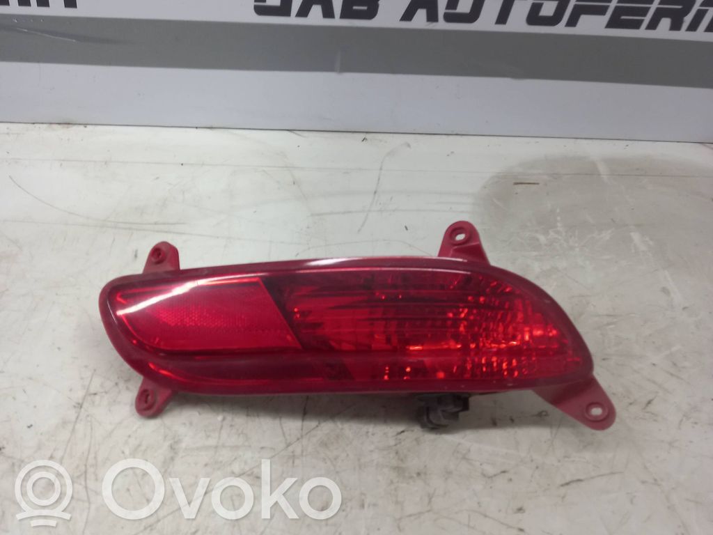 KIA Rio Éclairage de pare-chocs arrière 