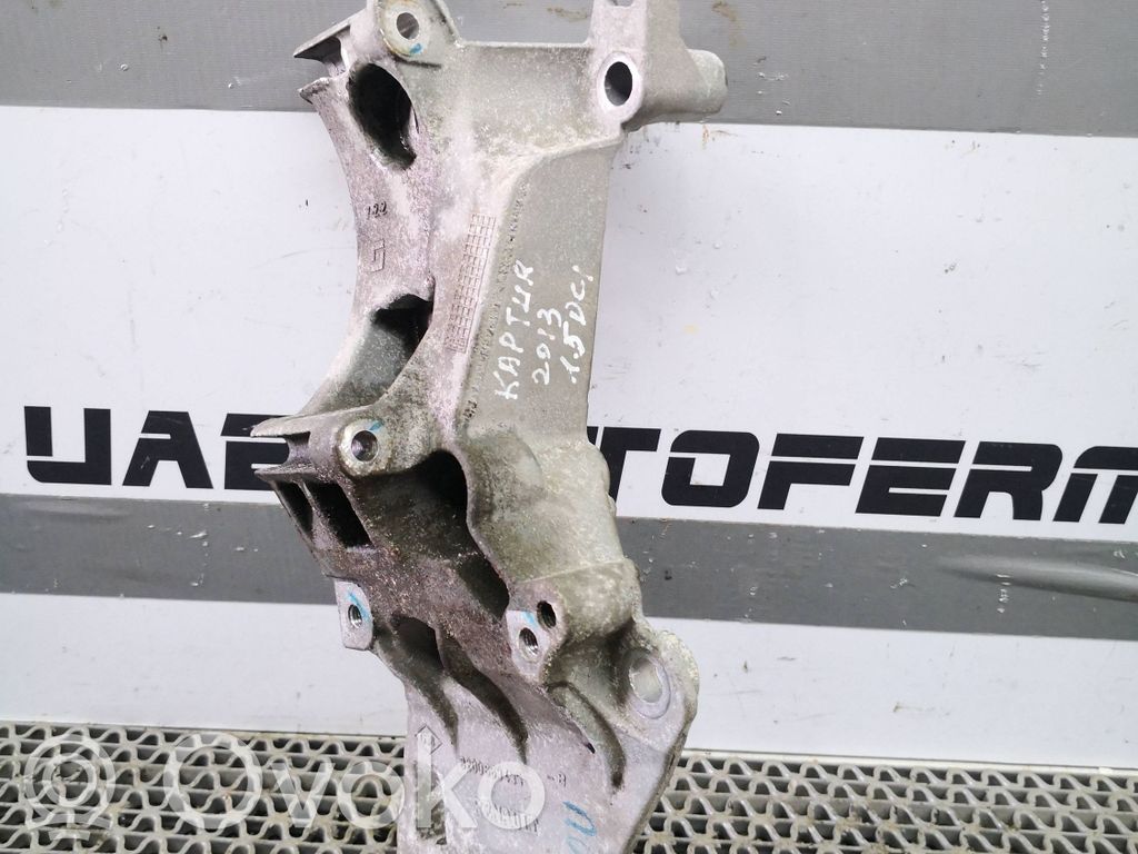 Renault Captur Soporte del alternador 