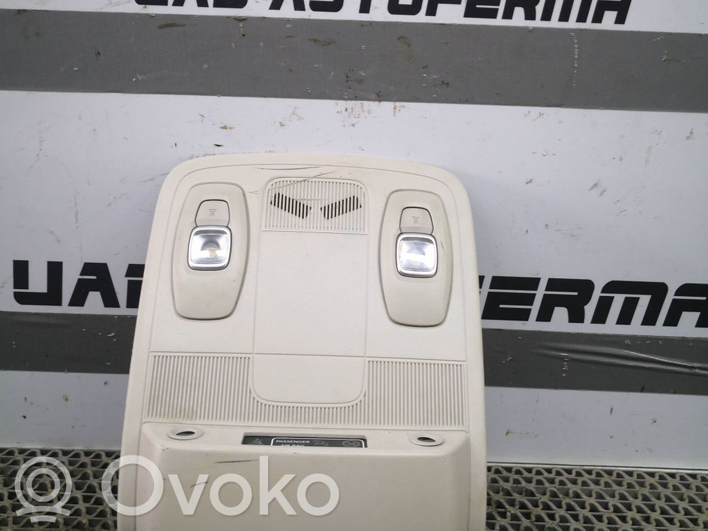 Renault Megane IV Front seat light 