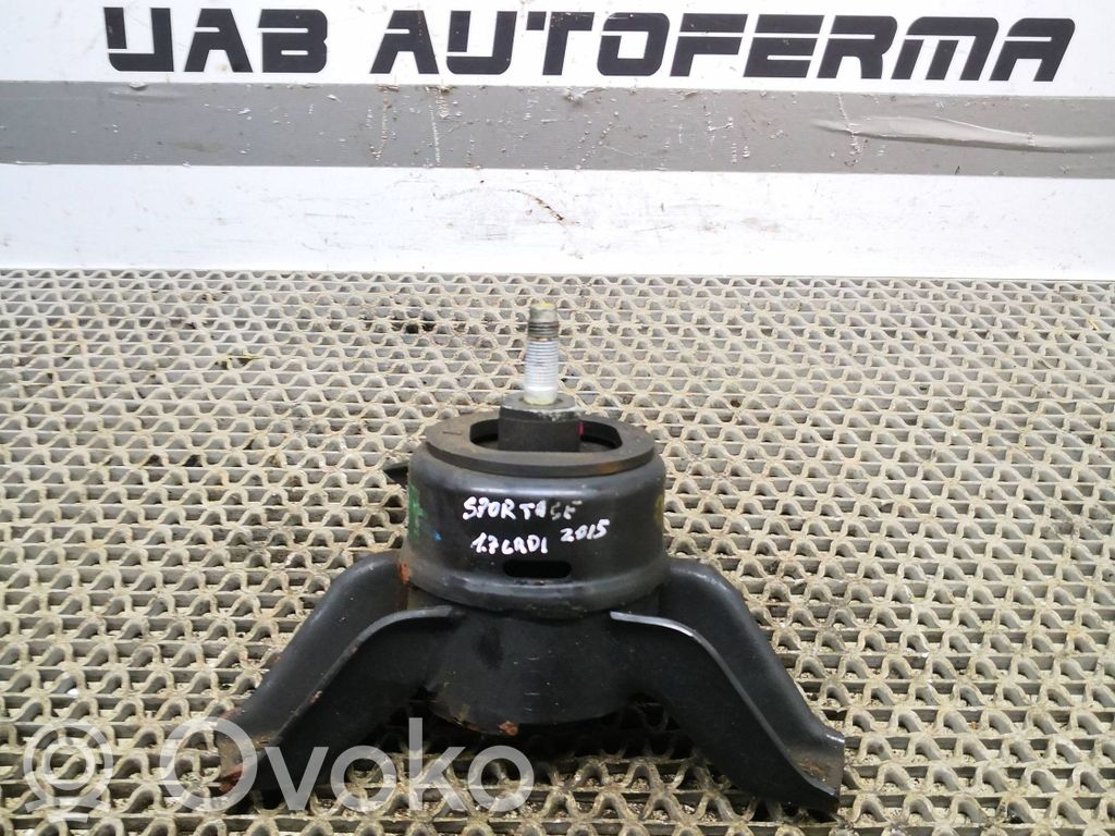 KIA Sportage Engine mount bracket 