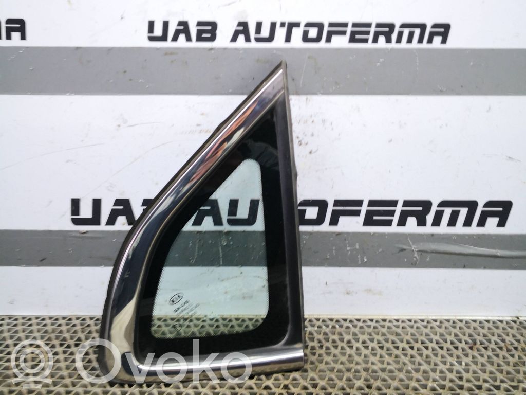 KIA Ceed Vidrio lateral trasero 