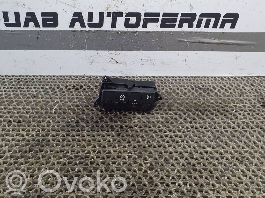 Hyundai i30 Headlight level height control switch 