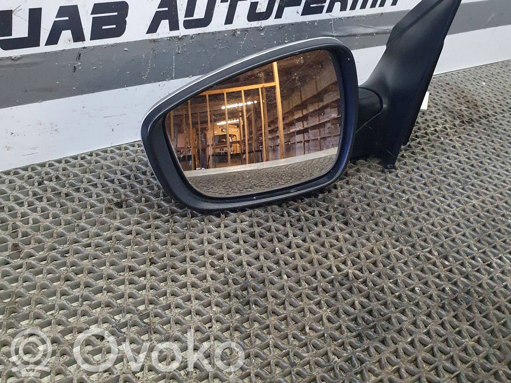 Hyundai i30 Elektryczne lusterko boczne drzwi przednich 