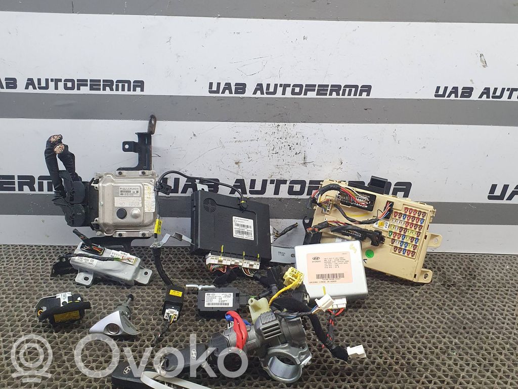 Hyundai i30 Engine ECU kit and lock set 