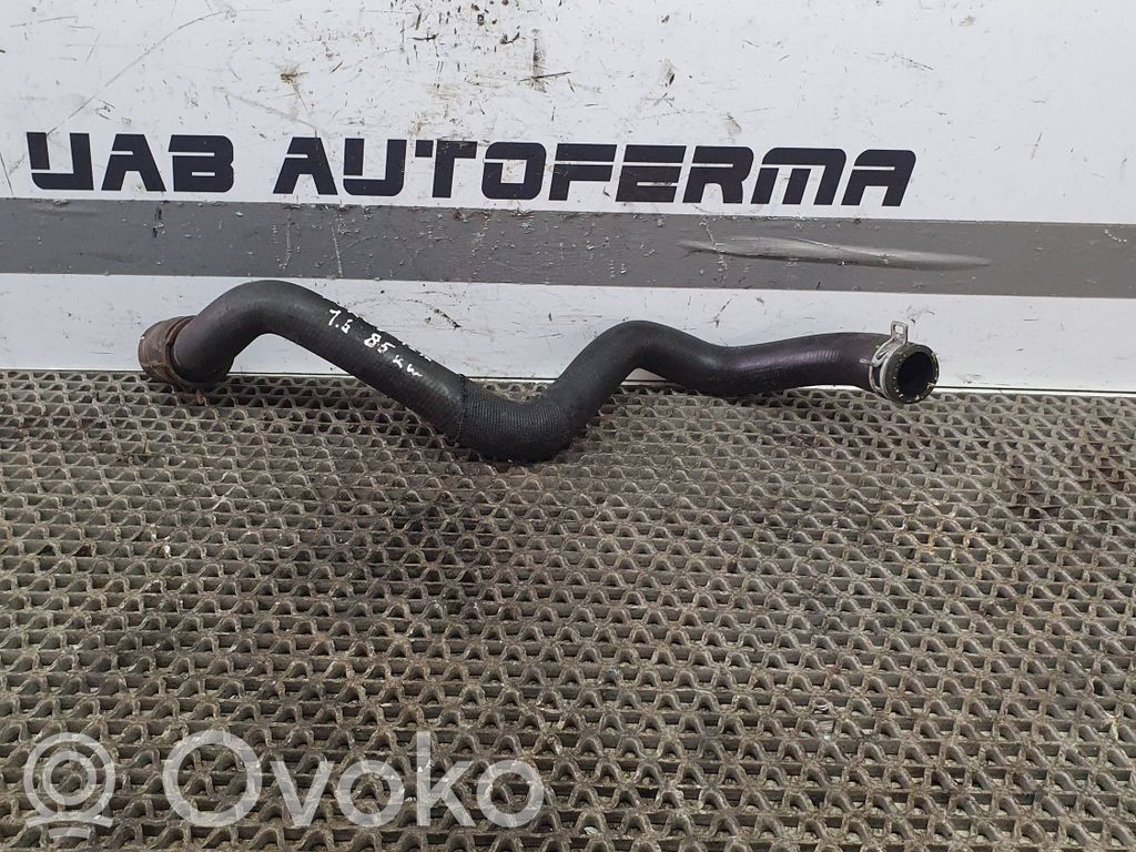 Engine coolant pipe/hose