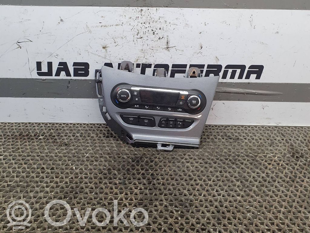Ford Focus Climate control unit 