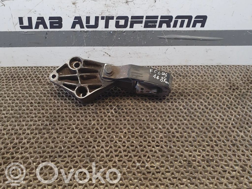Ford Focus Engine mount bracket 