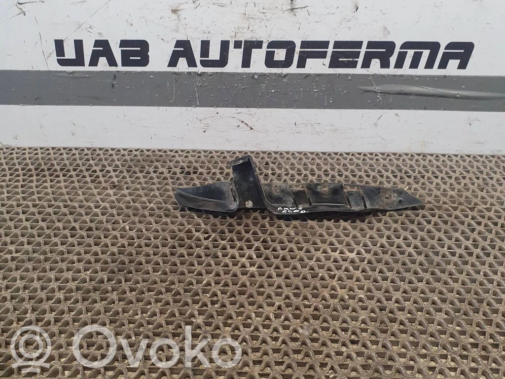 BMW 5 E60 E61 Priekšpusē bampera turētājs 
