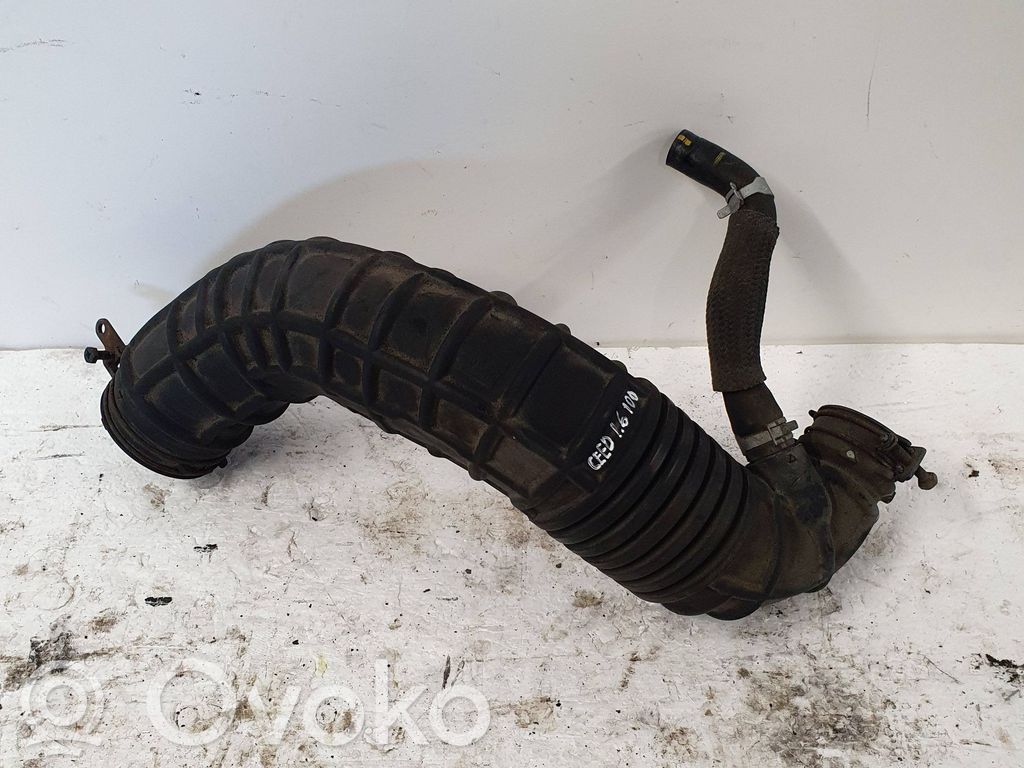 KIA Ceed Ilmanoton kanavan osa 