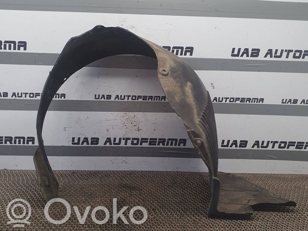 Hyundai i30 Nadkole przednie 