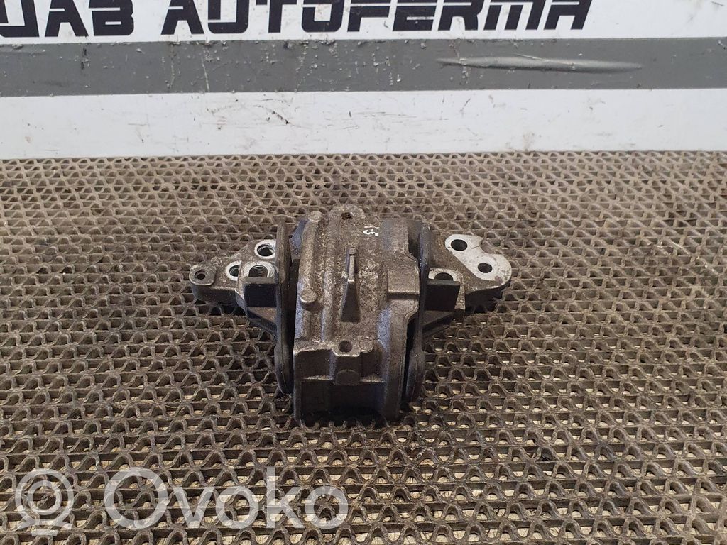 Citroen C5 Engine mount bracket 